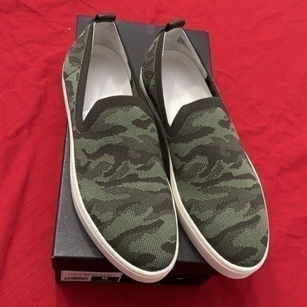 Banana Republic womens Knit Slip On Sneakers